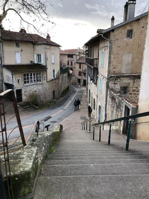 Chez Sophie Et Gege. Maison De Ville, Deux Chambres, De Plain-Pied Figeac Extérieur photo